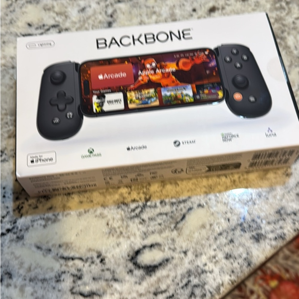 Black Mobile Gaming Controller